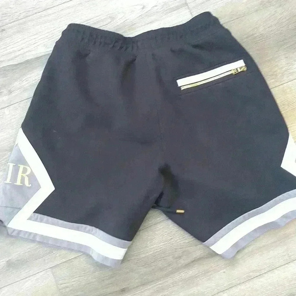 Air Jordan shorts - Picture 3 of 4